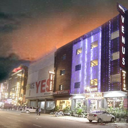 Hotel Venus Plaza New Delhi Eksteriør bilde