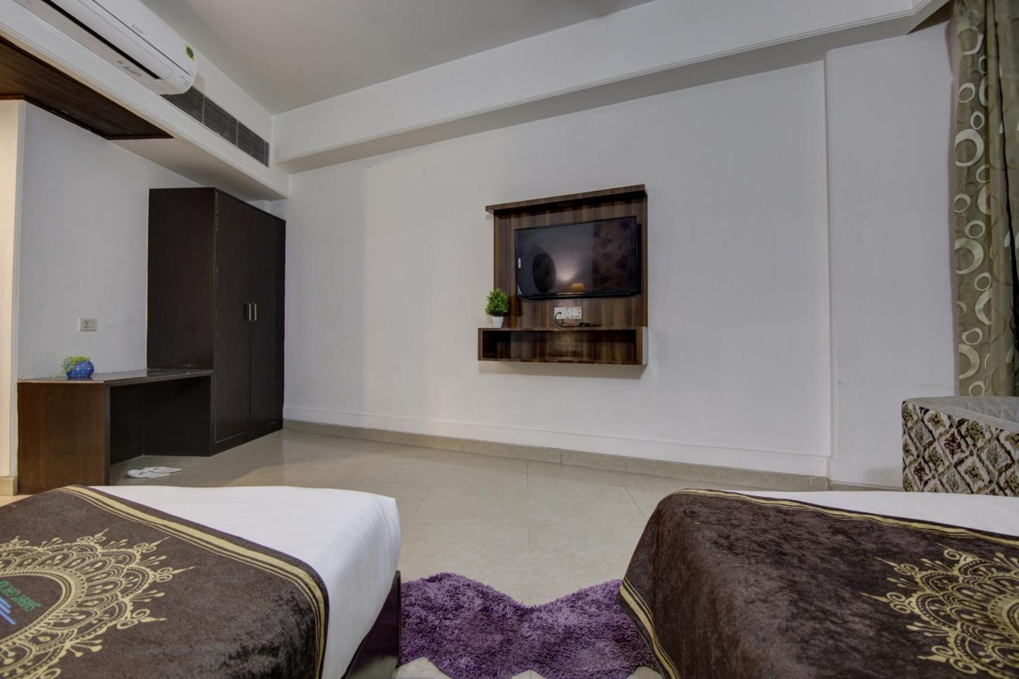 Hotel Venus Plaza New Delhi Eksteriør bilde