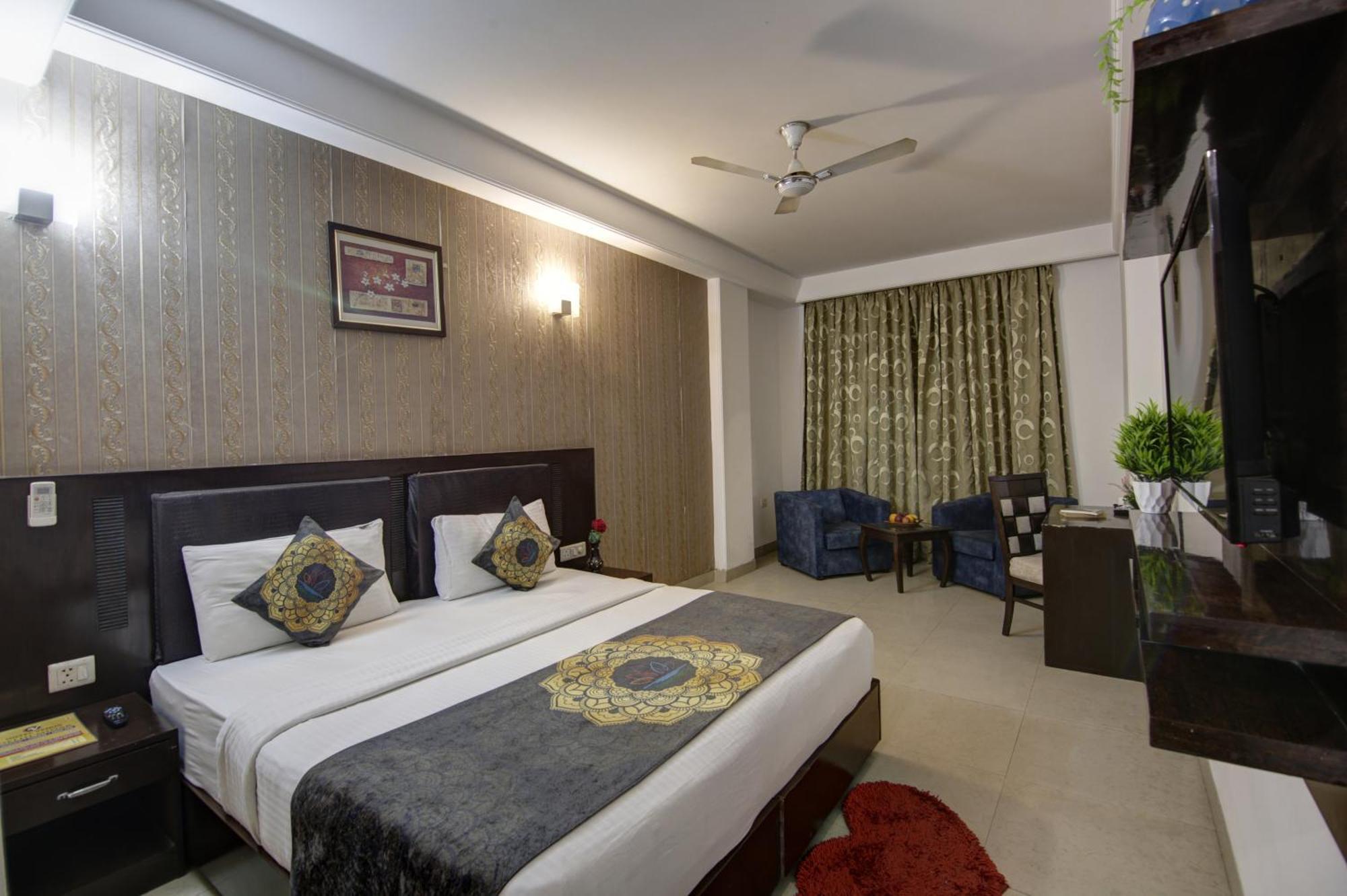 Hotel Venus Plaza New Delhi Eksteriør bilde