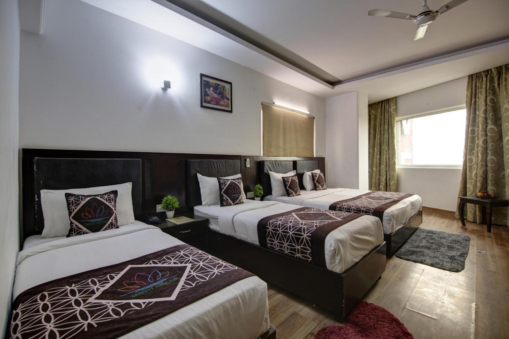 Hotel Venus Plaza New Delhi Eksteriør bilde