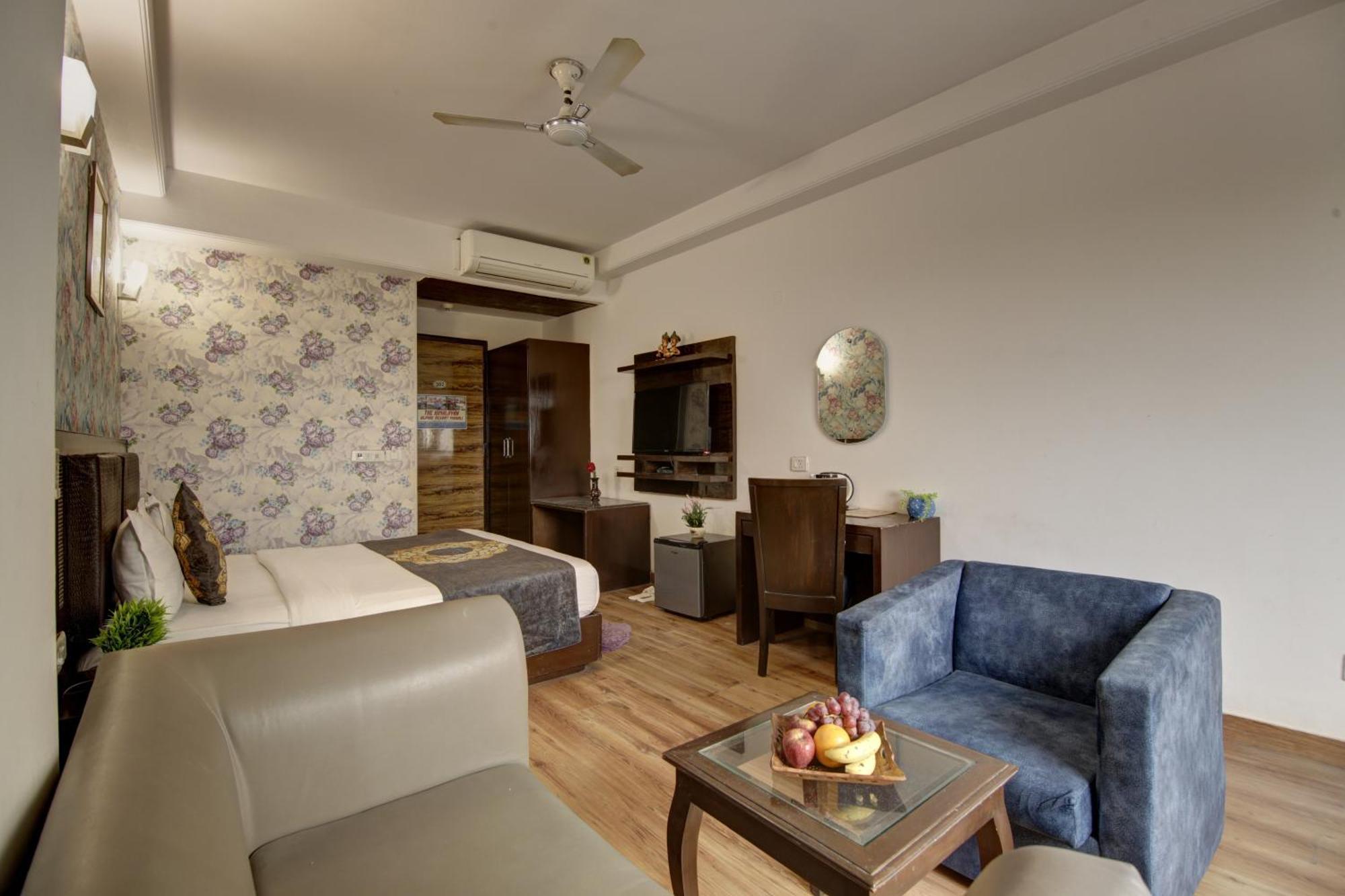 Hotel Venus Plaza New Delhi Eksteriør bilde