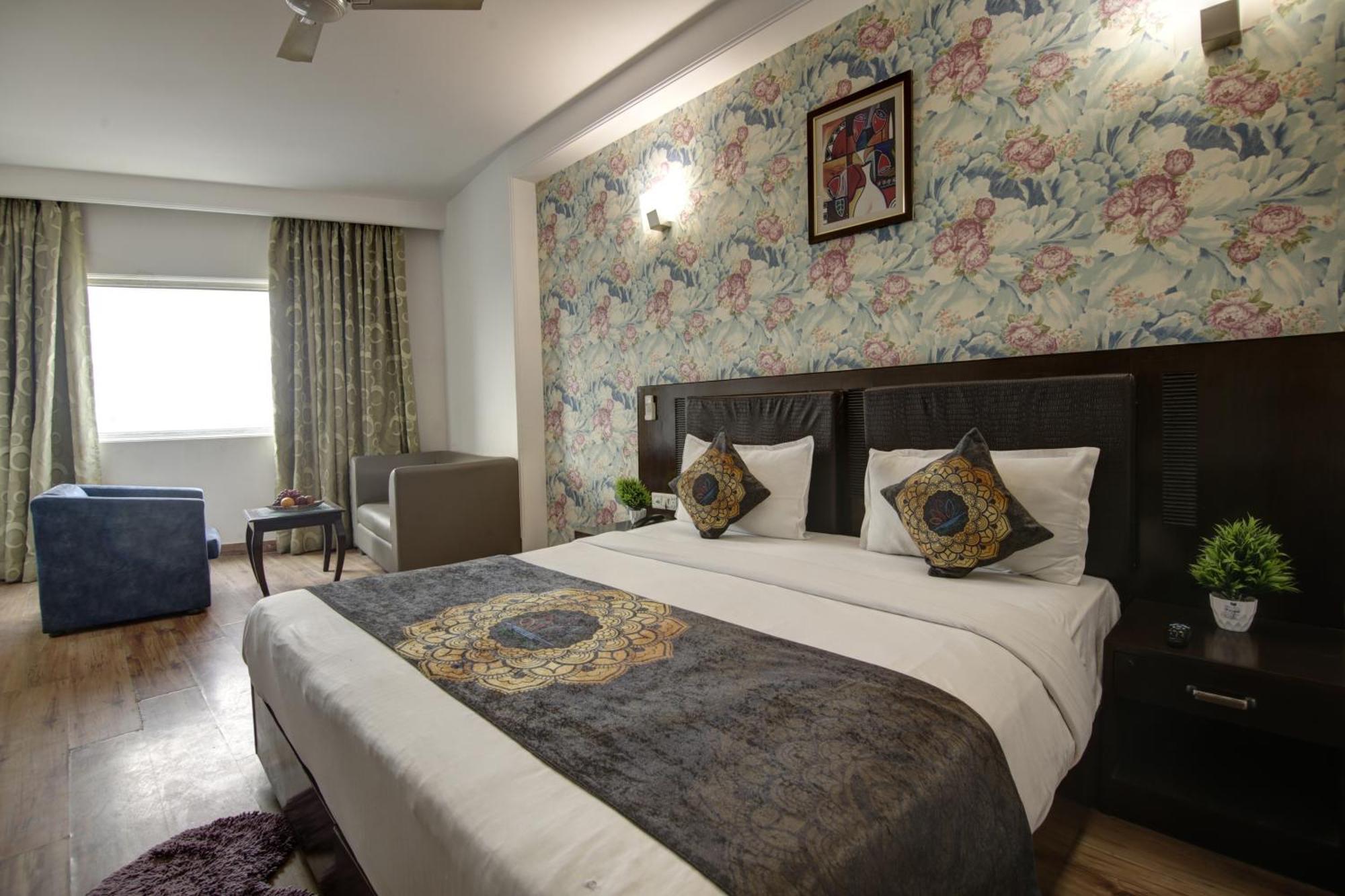 Hotel Venus Plaza New Delhi Eksteriør bilde
