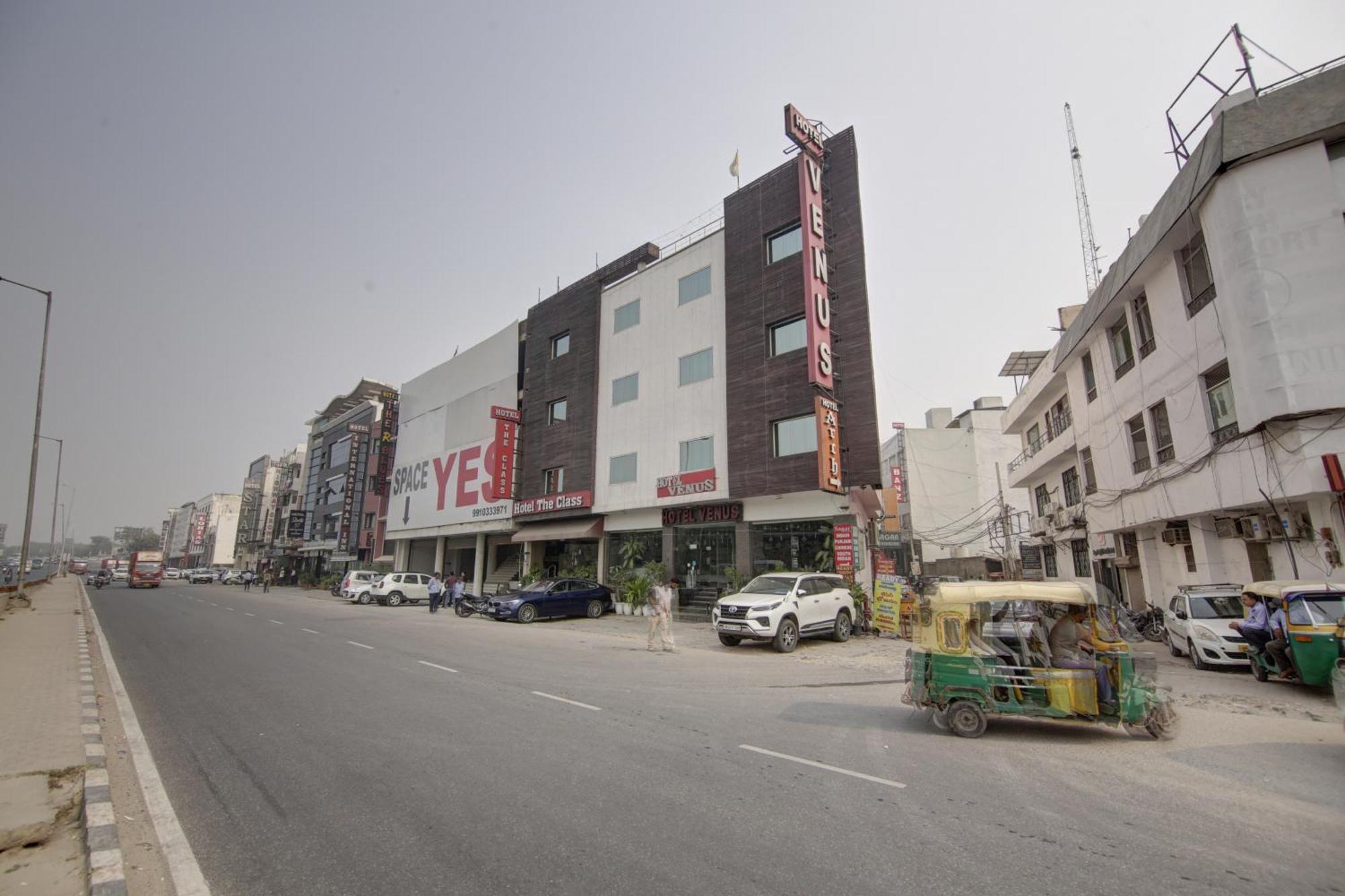 Hotel Venus Plaza New Delhi Eksteriør bilde